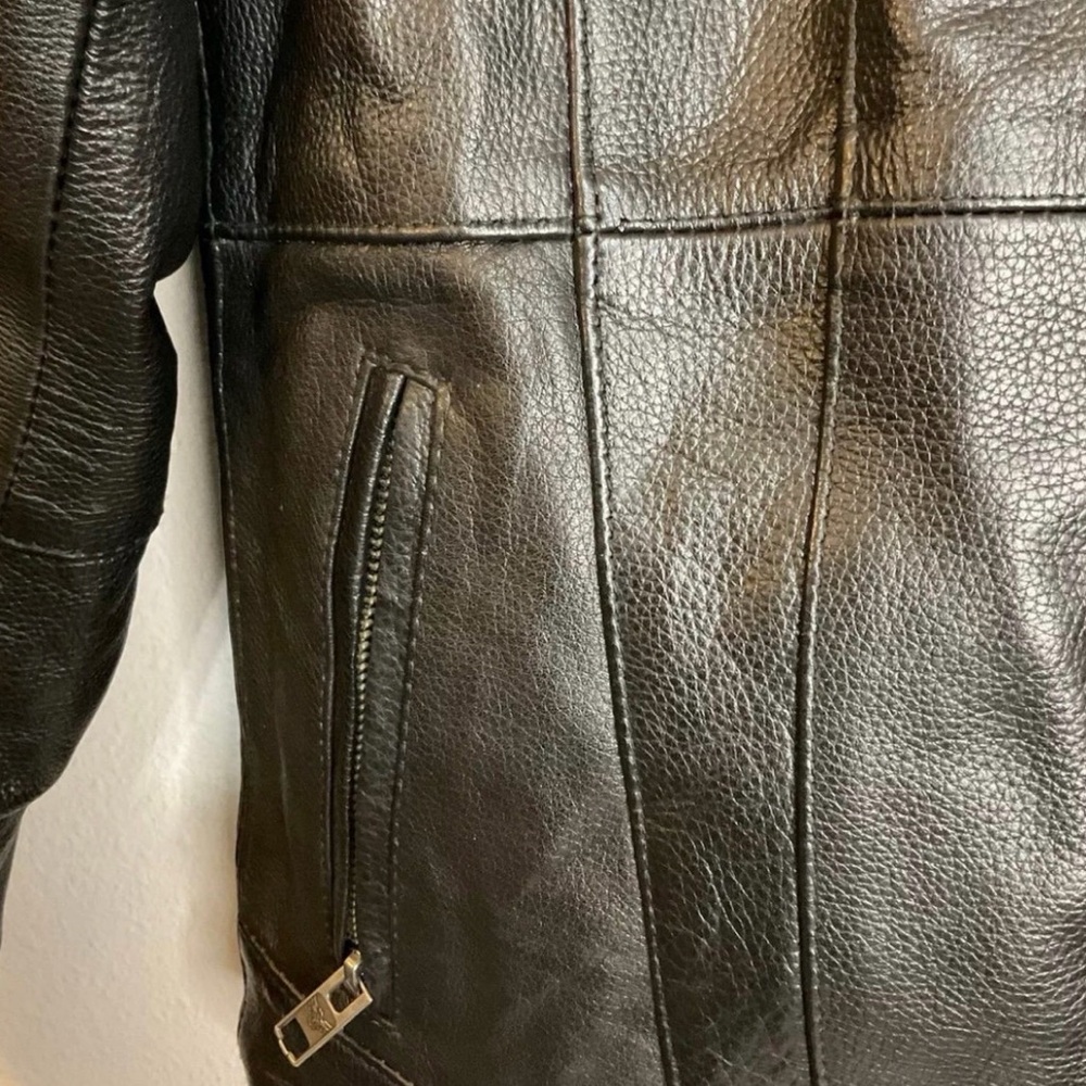 Women’s Black Leather Jacket with Wing Small Motorcycle - Picture 5 of 12